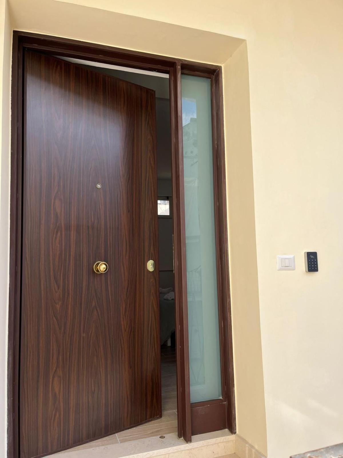 Ugaria Apartment